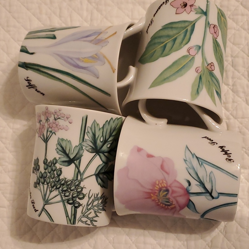 Vtg Set Of 4 Horchow Botanical Herb Mugs Cups